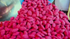 Meşhur Vişneli Badem Şekeri (İnce Kabuk & Daima Taze)