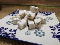 Antep Fıstıklı Sultan Kuş Lokumu - Hindistan Cevizli (Mini Kesim)