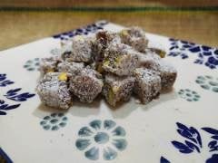 Kahveli Antep Fıstıklı Kuş Lokumu - Türk Kahvesi Aromalı