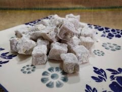 Çifte Kavrulmuş Antep Fıstıklı Kuş Lokumu - Bol Fıstıklı (Lüks Küçük Kesim)